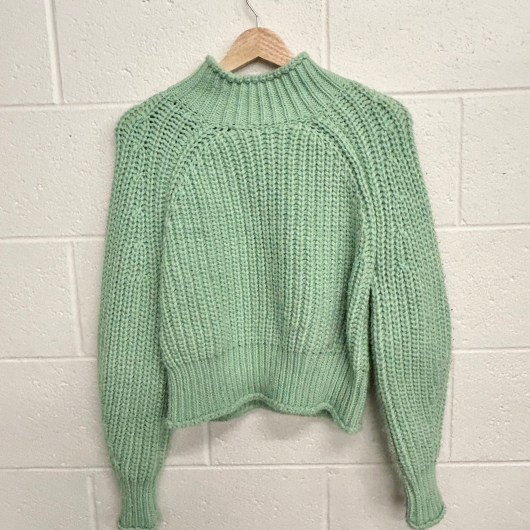 H & M Sweater Size Small