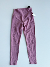 Load image into Gallery viewer, Alo Athletic Pants Size Small

