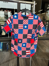 Load image into Gallery viewer, Short Sleeve Top Size Medium
