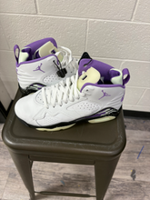 Load image into Gallery viewer, Jordan Casual Shoes Womens 7.5
