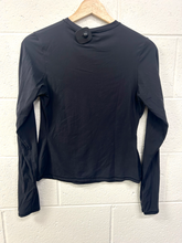 Load image into Gallery viewer, Skims Long Sleeve Top Size Large
