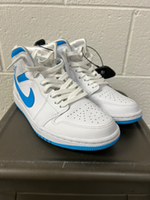 Load image into Gallery viewer, Air Jordan Casual Shoes Womens 9.5
