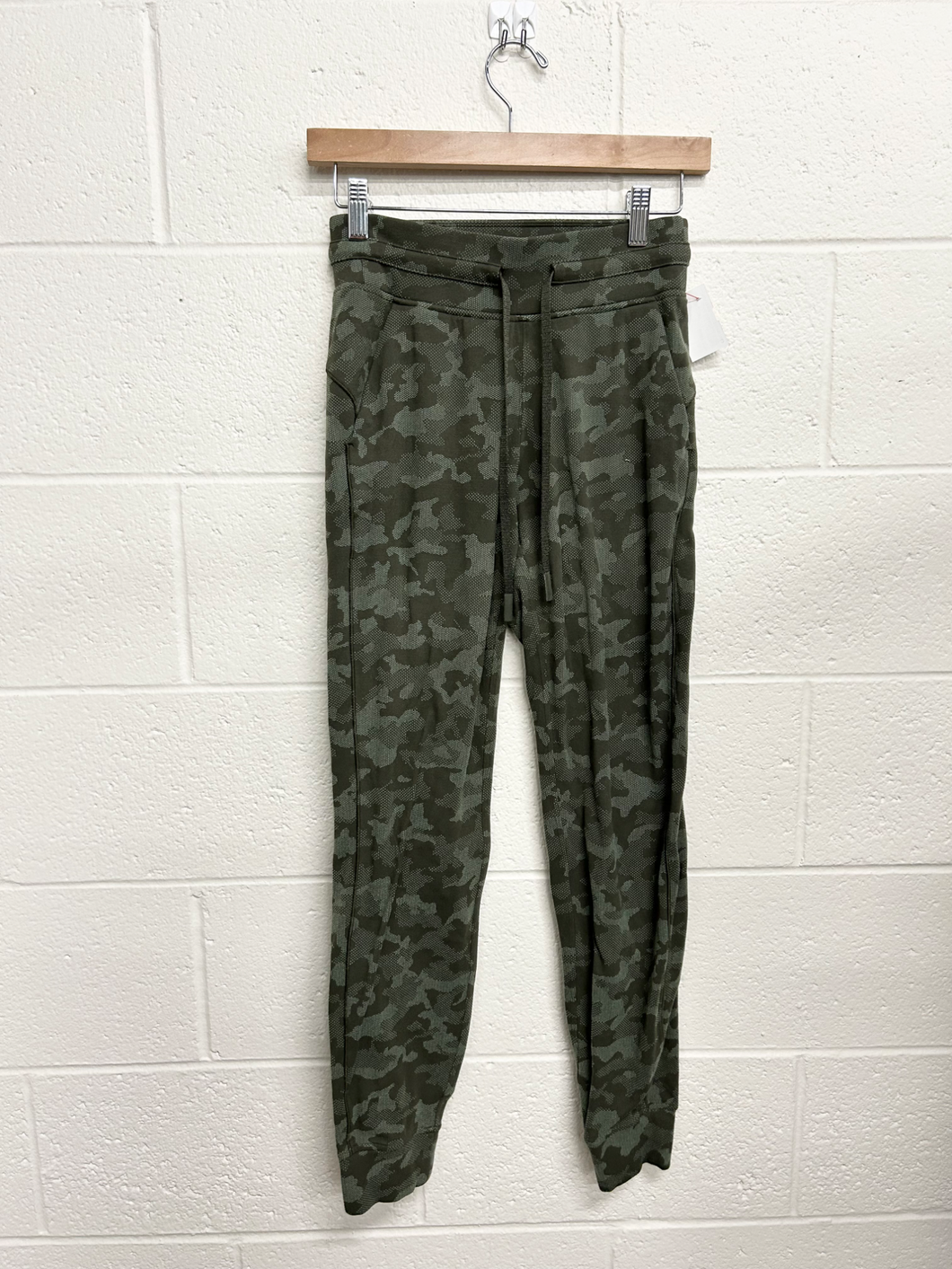 Lulu Lemon Athletic Pants Size Small
