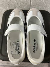 Load image into Gallery viewer, Adidas Casual Shoes Womens 8.5
