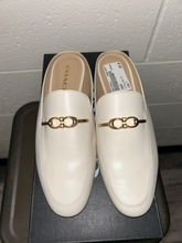 Load image into Gallery viewer, Coach Dress Shoes Womens 7
