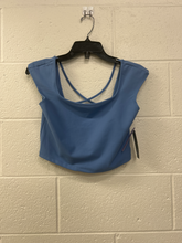 Load image into Gallery viewer, Wild Fable Short Sleeve Top Size Medium
