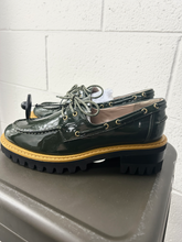 Load image into Gallery viewer, Casual Shoes Womens 7.5
