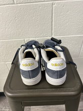Load image into Gallery viewer, Adidas Womens Athletic Shoes Womens 8.5
