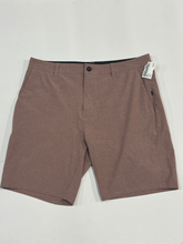Load image into Gallery viewer, Vuori Athletic Shorts Size Large
