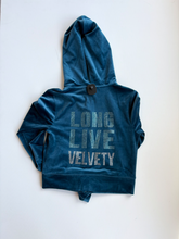 Load image into Gallery viewer, Juicy Couture Sweatshirt Size Medium

