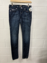Load image into Gallery viewer, True Religion Denim Size 2 (26)
