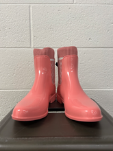Load image into Gallery viewer, Coach Boots Womens 7
