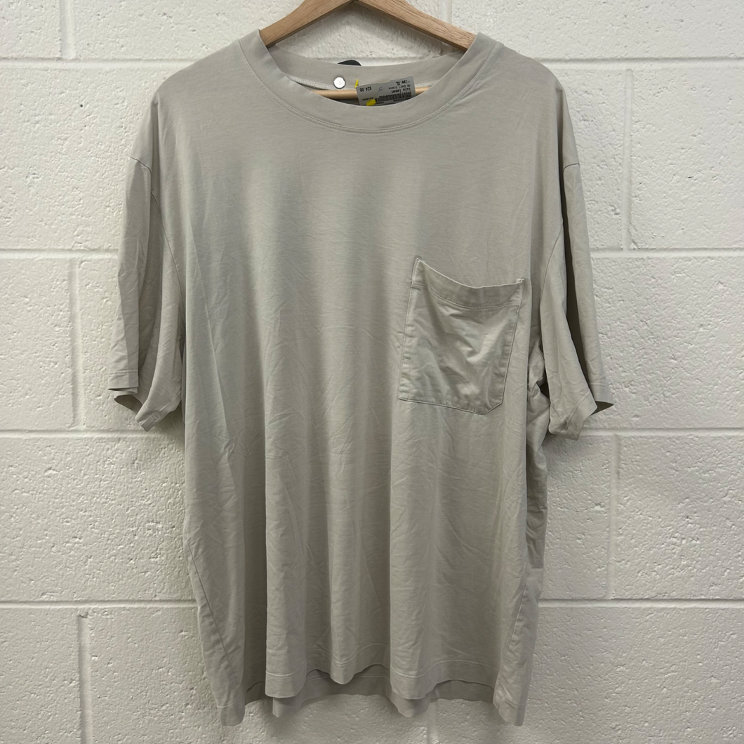 Lulu Lemon Athletic Top Size Extra Large