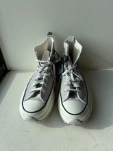 Load image into Gallery viewer, Converse Casual Shoes Mens 9
