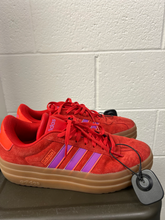 Load image into Gallery viewer, Adidas Casual Shoes Womens 10
