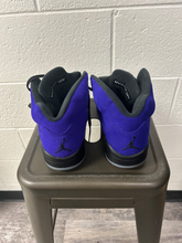 Load image into Gallery viewer, Air Jordan Mens Athletic Shoes Mens 9

