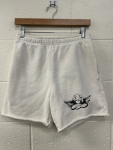 Load image into Gallery viewer, Boys Lie Shorts Size Small
