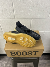Load image into Gallery viewer, Adidas Yeezy Mens Athletic Shoes Mens 8
