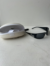 Load image into Gallery viewer, Sunglasses

