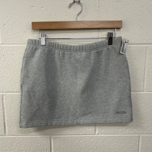 Load image into Gallery viewer, Aritzia Short Skirt Size Small
