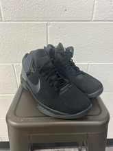 Load image into Gallery viewer, Nike Mens Athletic Shoes Mens 11
