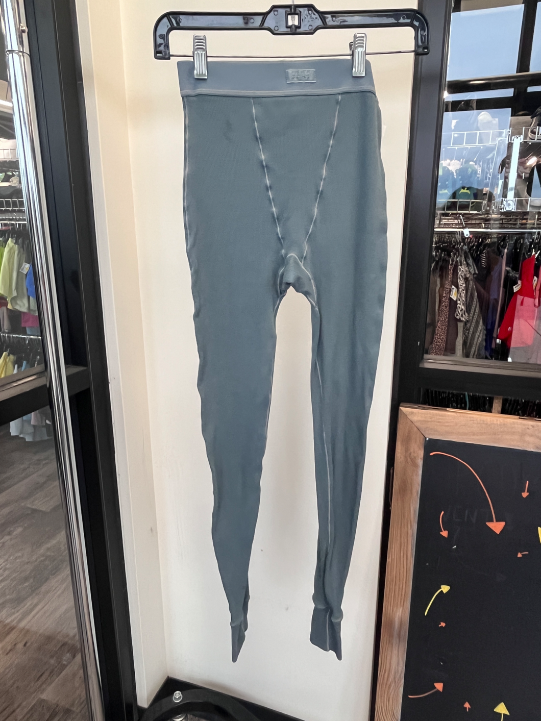 Skims Pants Size Extra Small