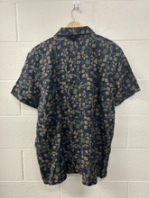 Load image into Gallery viewer, Short Sleeve Top Size XXL
