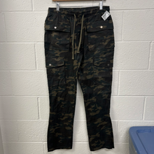Load image into Gallery viewer, Fashion Nova Pants Size Extra Large
