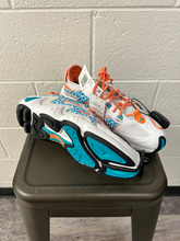 Load image into Gallery viewer, Adidas Womens Athletic Shoes Womens 8
