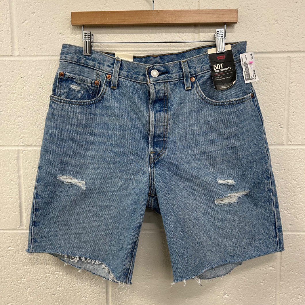Levi Shorts Size 9/10
