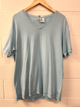 Load image into Gallery viewer, Lulu Lemon Athletic Top Size Large

