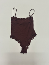 Load image into Gallery viewer, Skims Tank Top Size Small
