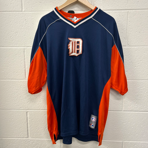 Majestic T-shirt Size Extra Large