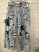 Load image into Gallery viewer, Denim Size 30
