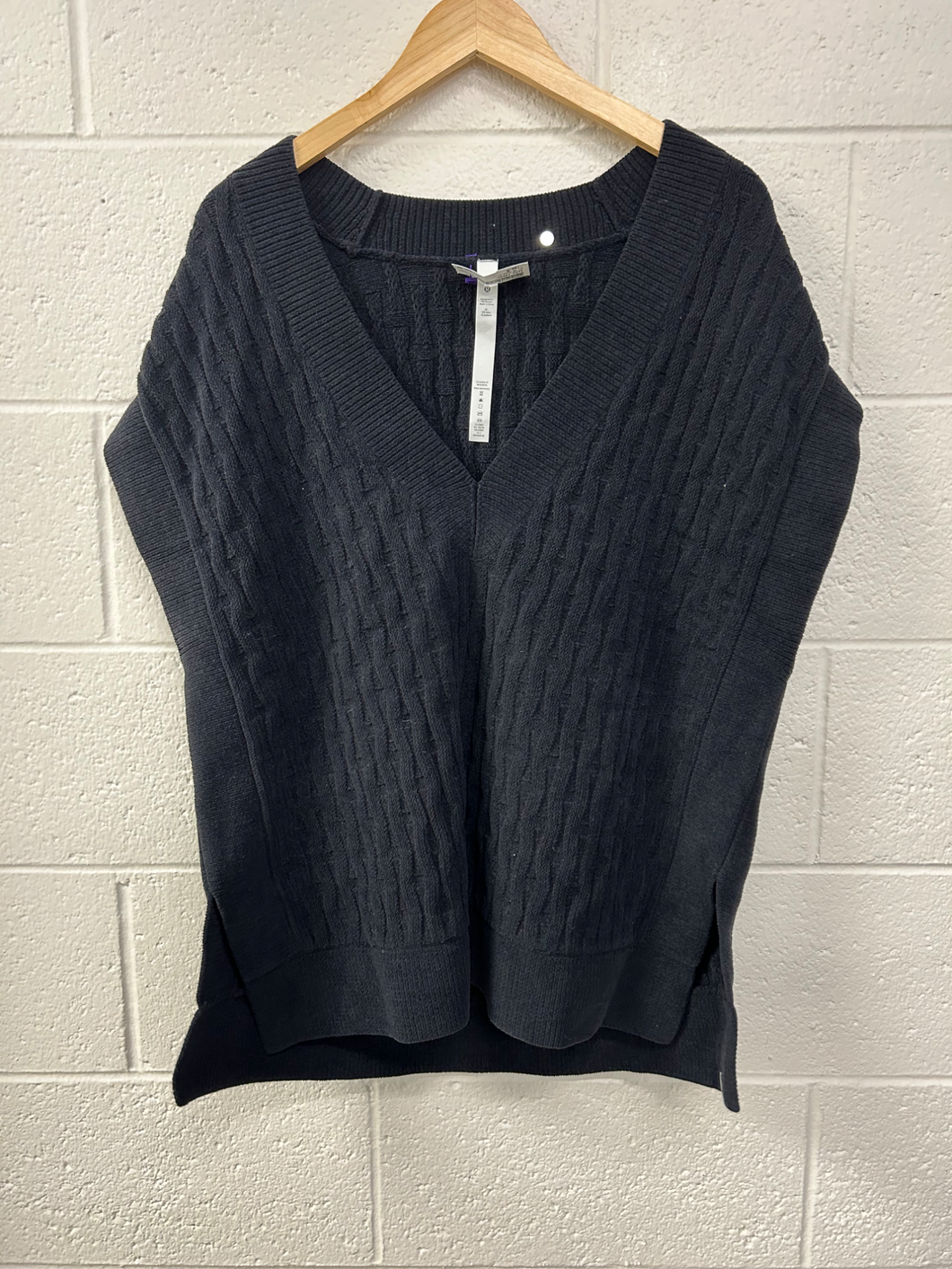 Lulu Lemon Sweater Size Medium