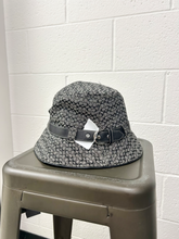 Load image into Gallery viewer, Hat
