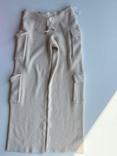 Load image into Gallery viewer, Edikted Pants Size Small
