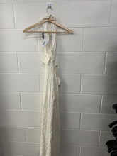Load image into Gallery viewer, Maxi Dress Size Extra Small
