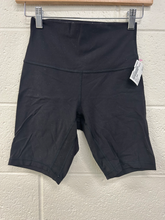 Load image into Gallery viewer, Lulu Lemon Athletic Shorts Size Small
