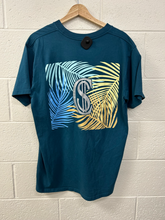 Load image into Gallery viewer, Short Sleeve Top Size Large
