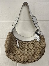 Load image into Gallery viewer, Coach Purse
