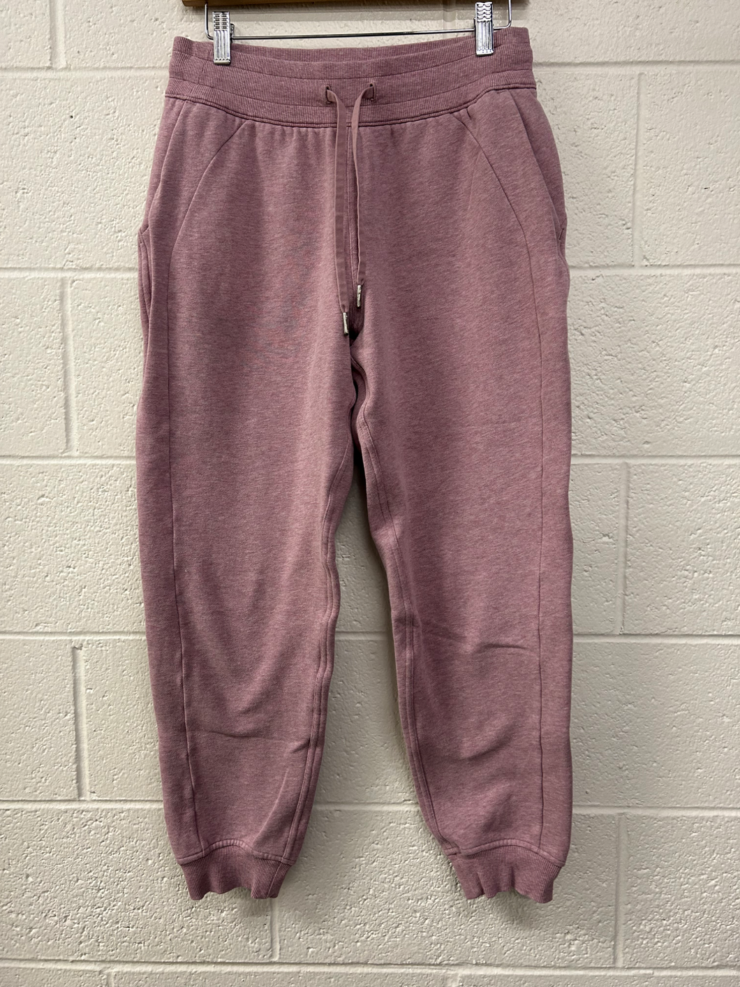 Lulu Lemon Athletic Pants Size Medium