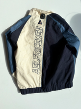 Load image into Gallery viewer, Outerwear Size Small

