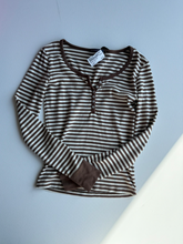 Load image into Gallery viewer, Brandy Melville Long Sleeve Top Size Small
