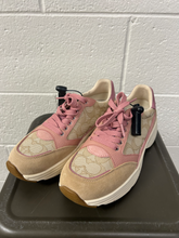 Load image into Gallery viewer, Coach Casual Shoes Womens 6.5
