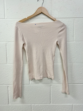 Load image into Gallery viewer, John Galt Long Sleeve Top Size Small

