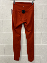 Load image into Gallery viewer, Lulu Lemon Athletic Pants Size Small
