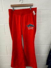 Load image into Gallery viewer, True Religion Pants Size Extra Large
