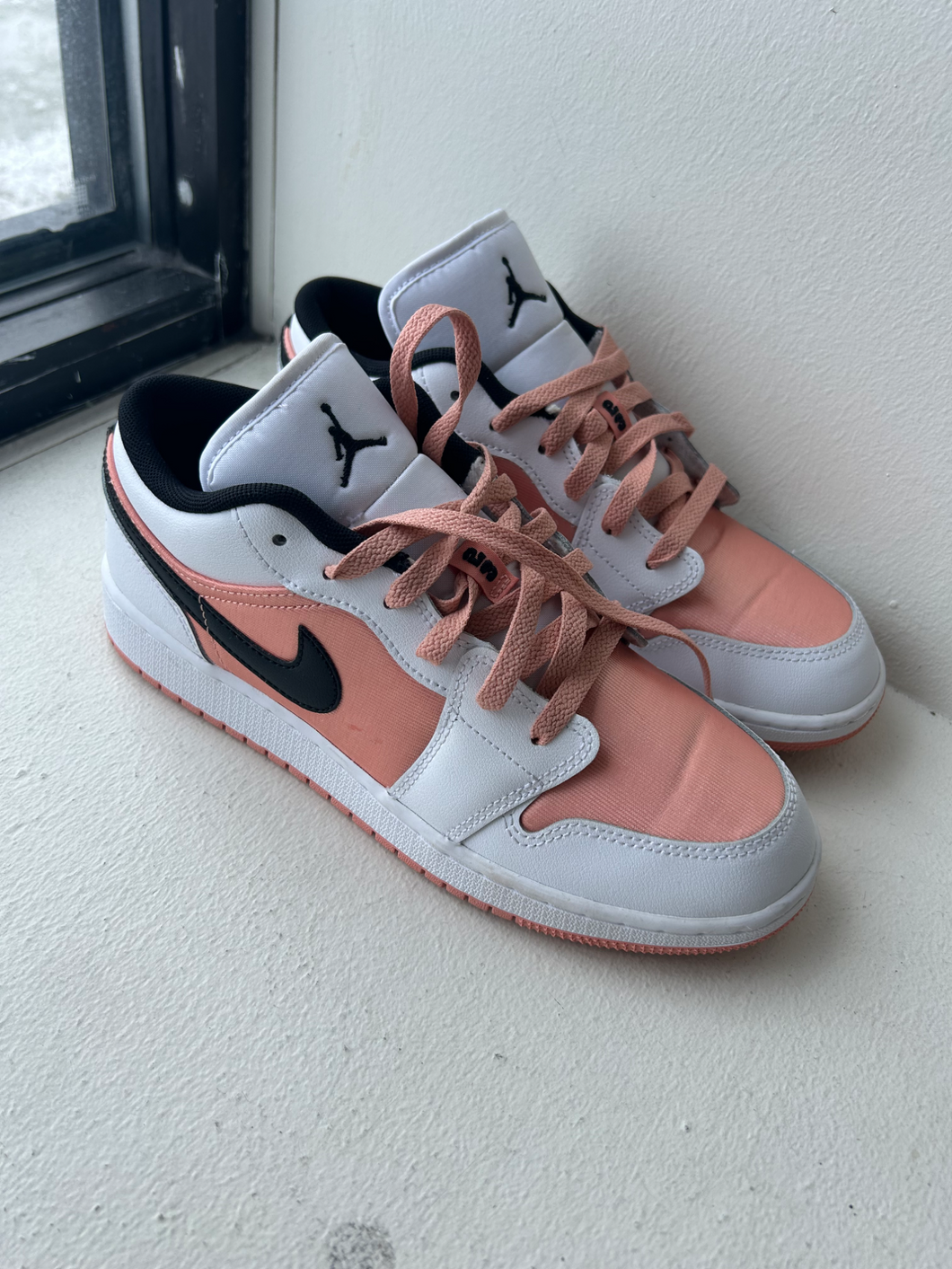 Air Jordan Casual Shoes Womens 8.5