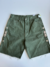 Load image into Gallery viewer, Shorts Size 36
